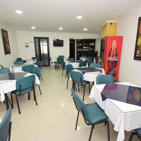 Hotel Zafiro Plaza Tunja Bagian luar foto