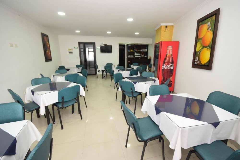 Hotel Zafiro Plaza Tunja Bagian luar foto